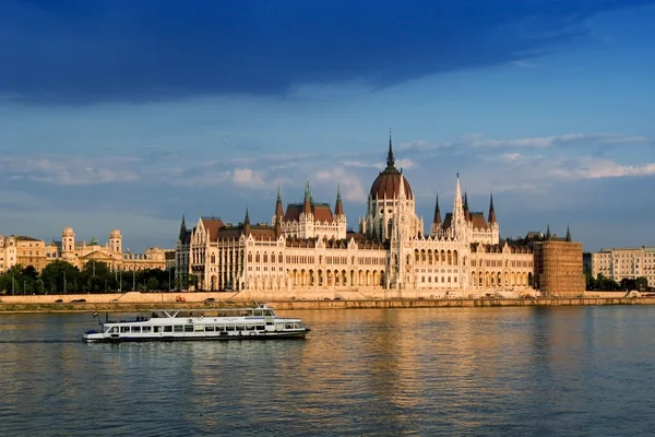 Parliament (Hungary-Budapest) — Stock Photo, Image