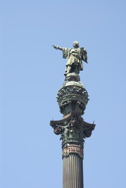 kolon heykeli