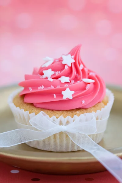 Różowe ciastko — Zdjęcie stockowe