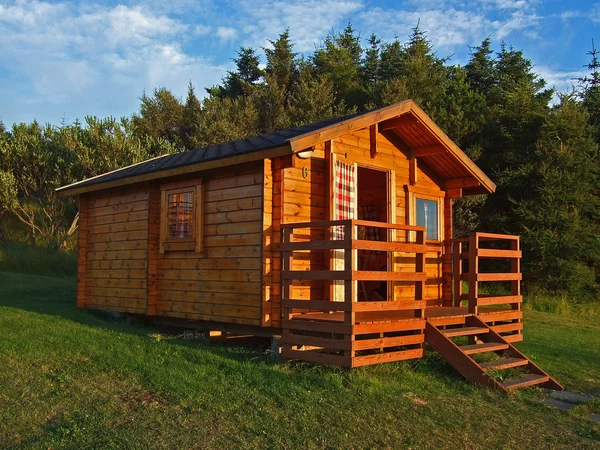 Pequena casa de campo — Fotografia de Stock