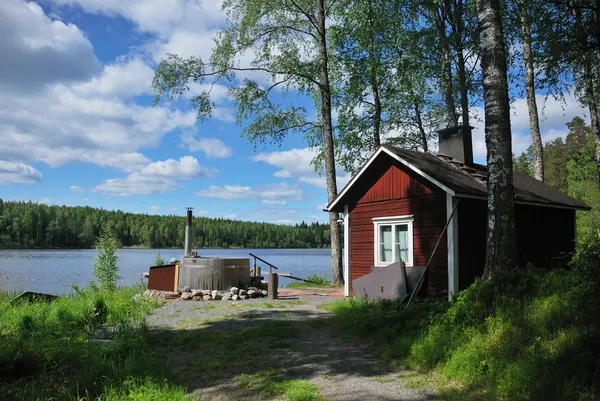 Sauna finlandesa y bañera de hidromasaje Imagen de stock