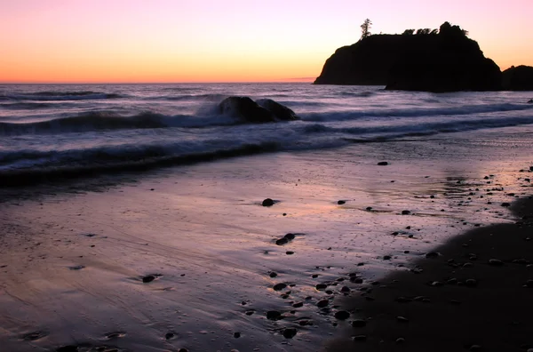 Pôr do sol em Ruby Beach, Washington — Fotografia de Stock