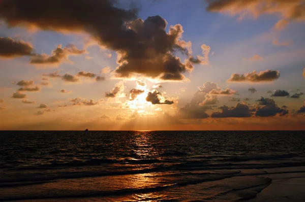 Закат на Мексиканском заливе — стоковое фото