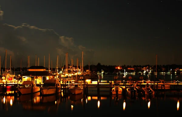 Night at Naples Bay marina — Stock Photo, Image