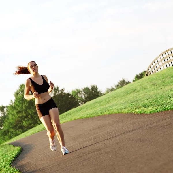 Gyönyörű nő runner — Stock Fotó