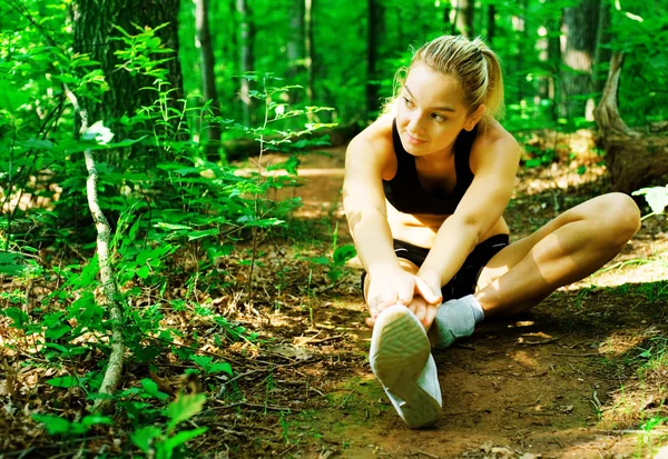 Blonde Woman Exercising — Stock Photo, Image