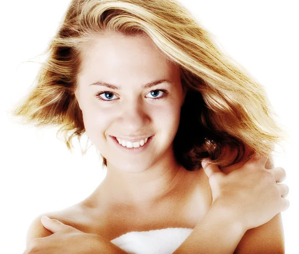 Krásná mladá lázně žena na bílém pozadí — Stock fotografie