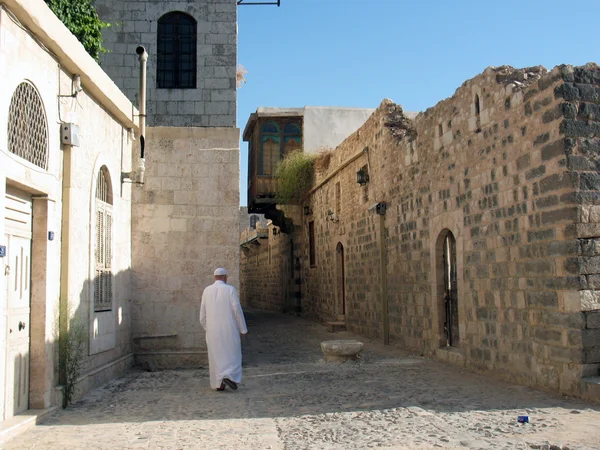 Hama, şehir merkezinde. birisi bir mosqu gidiyor — Stok fotoğraf