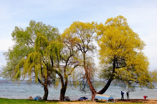 Bonne famille près du lac d'Ohrid — Photo