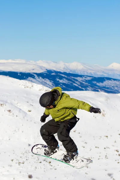 Snowboarder saltando — Foto de Stock