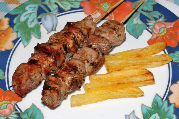 Carne e batatas — Fotografia de Stock