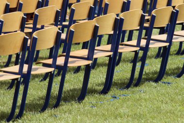 Lined-up chairs clipart