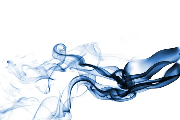 Синий дым на белом — стоковое фото