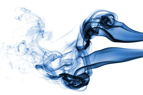 Fumée bleue isolée sur blanc — Photo