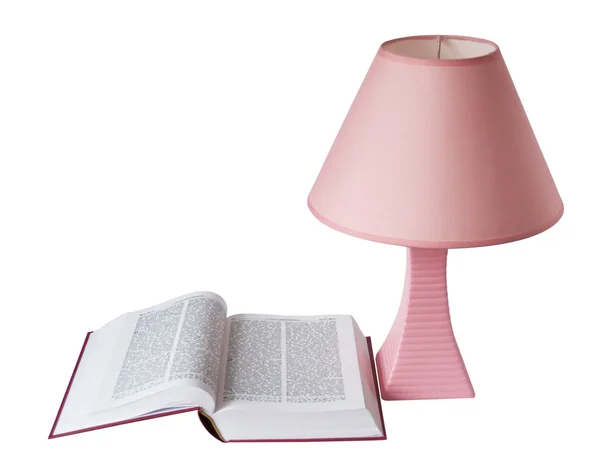 Masa lambası ve açık kitap — Stok fotoğraf