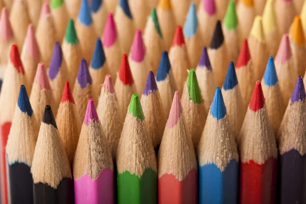 Renkli kalemler backgorund — Stok fotoğraf