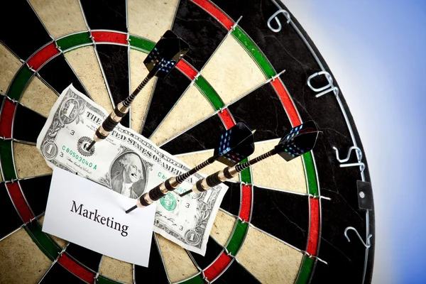 Geld / Marketing op bullseye — Stockfoto