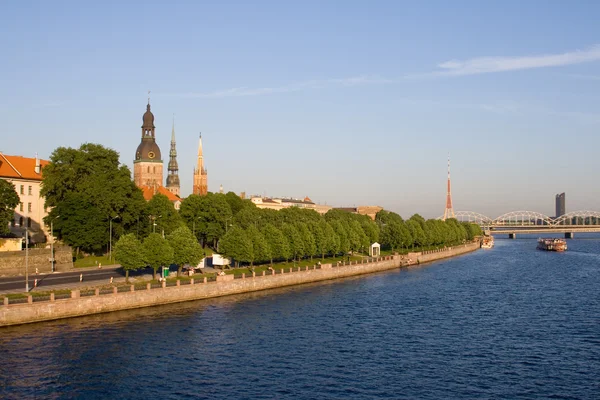Gamle Riga om sommeren, Latvia – stockfoto