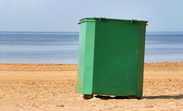 Recycling bin — Stock Photo, Image