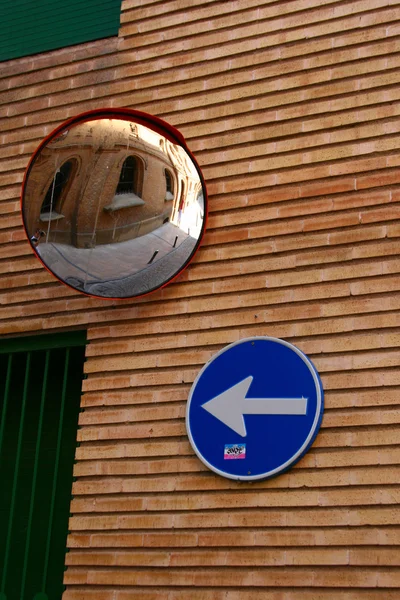 As placas na rua em Zaragoza — Fotografia de Stock