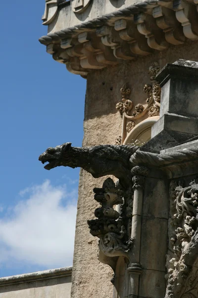 Fasade 궁전 bussaco의 조각 — 스톡 사진