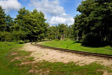 tren yolu doğa parkı