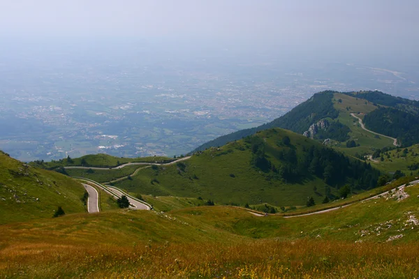 Berge in den italienischen Alpen — Stockfoto