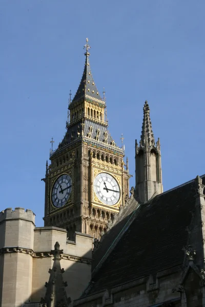 Big Ben klocktorn i London — Stockfoto