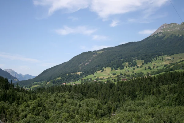 Uitzicht vanaf de bergen van de Alpen, Zwitserland — Stockfoto