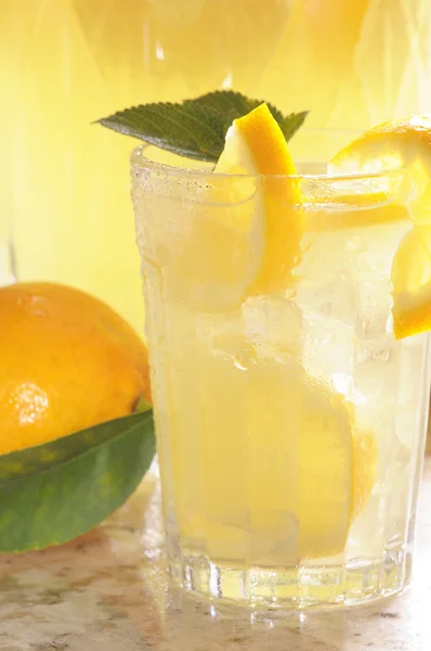 Bir bardak limonata. — Stok fotoğraf
