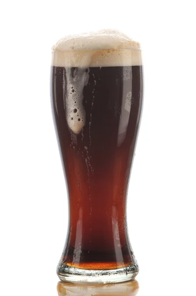 Glas av mörk ale — Stockfoto