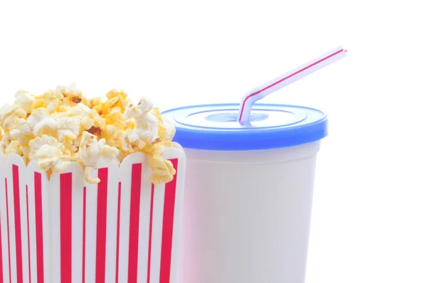 Popcorn mit Sodabecher und Stroh — Stockfoto