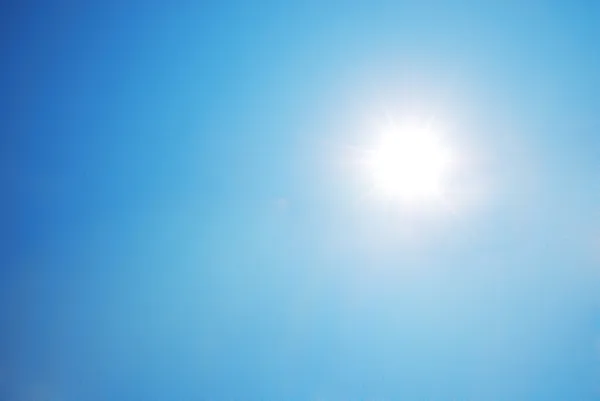 Прямой солнечный свет — стоковое фото