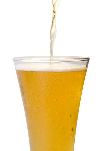 Стакан пива крупным планом — стоковое фото