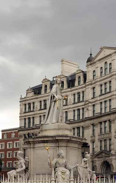 Queen Victoria Statue london — Stock Photo, Image