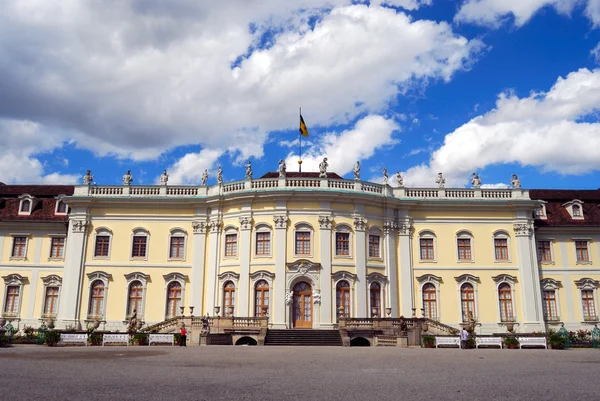 Entrada al palacio real, Ludwigsburg — Foto de Stock