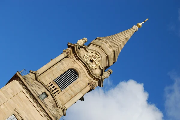 Torre del reloj de Ludvigsburg Kirche — Foto de Stock