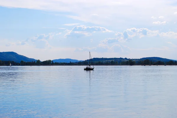 ボーデン湖をヨットします。 — ストック写真
