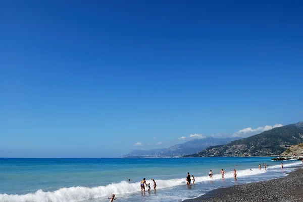 Spiaggia di Mentone e Mar Mediterraneo — Foto Stock