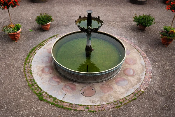 Спокійна фонтан — стокове фото