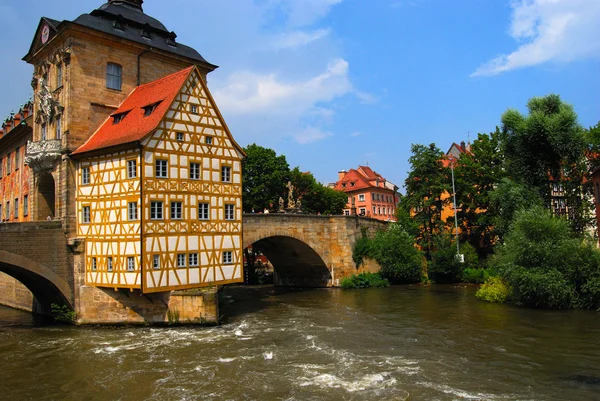 Brücke Rathaus in Bamberg — Stockfoto