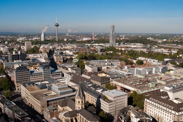 Paesaggio urbano di Colonia dalla cattedrale di Colonia — Foto Stock