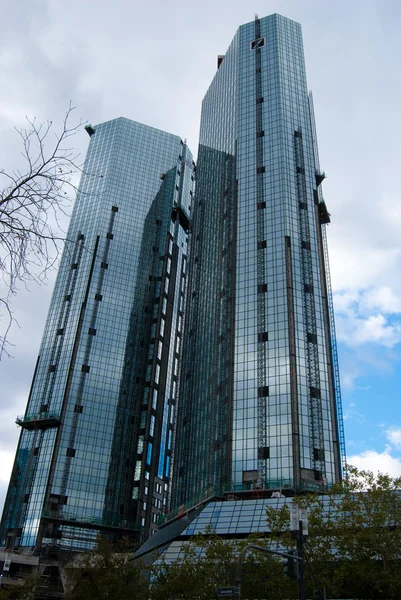 Pair of skyscrapers In Frankfurt — Stock Photo, Image