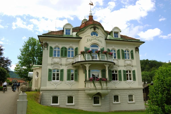 Мисливський будинок в Альпах в Баварії Ліцензійні Стокові Зображення