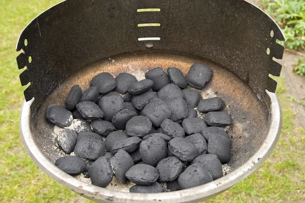 Kohlen im Grill — Stockfoto