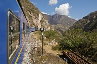 Train to Machu Picchu clipart