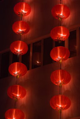 Çin kırmızı fenerler gece