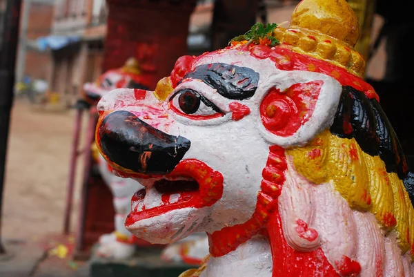 Kolorowe Rzeźba Antyczna Nepalu — Zdjęcie stockowe