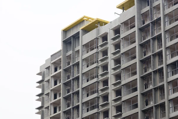 Em construção prédio de apartamentos — Fotografia de Stock