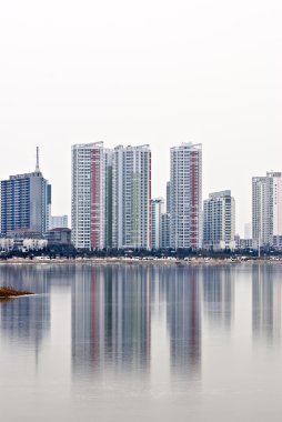 yeni inşaat şehir altında